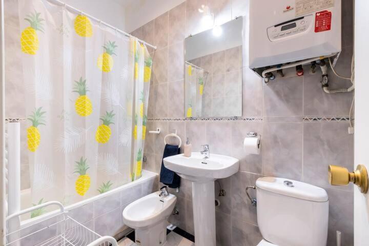 Comfy 4 Rooms Apt In The Heart Of Chueca Madrid Luaran gambar