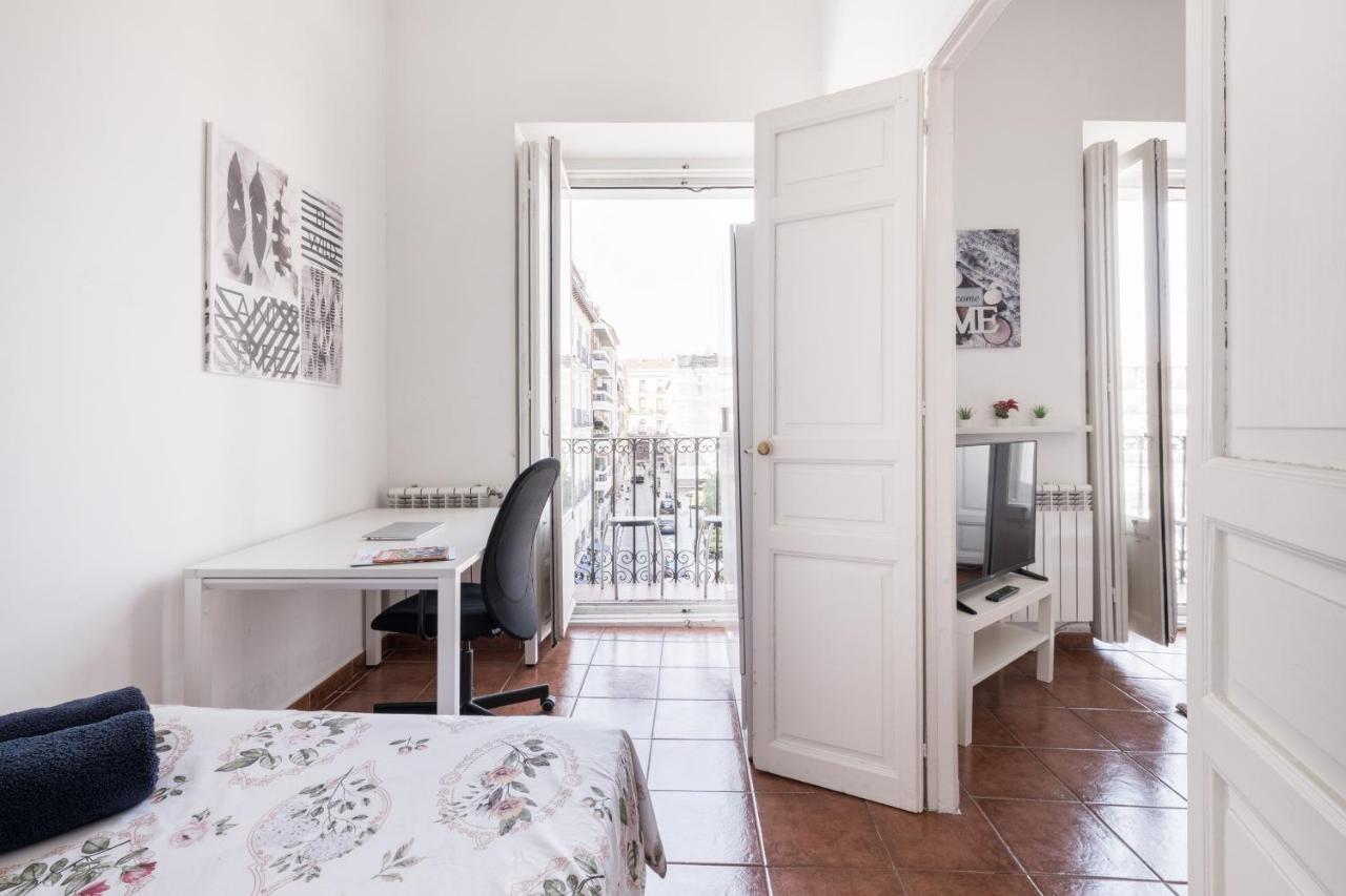 Comfy 4 Rooms Apt In The Heart Of Chueca Madrid Luaran gambar